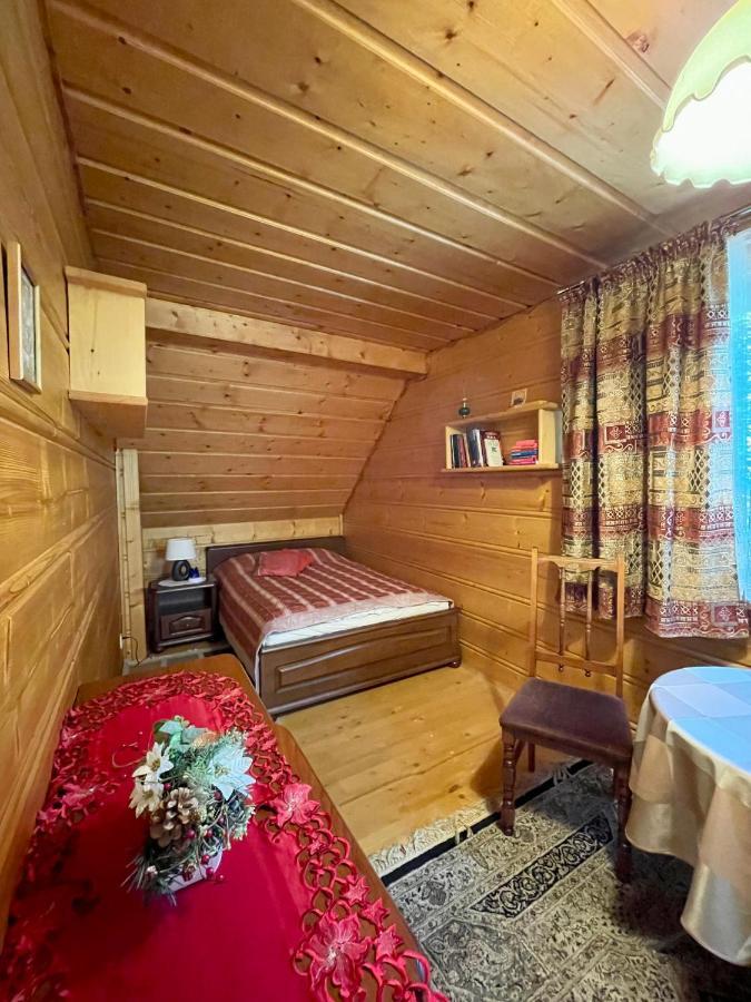 Dom Z Bali Przy Szlaku Villa Kasina Wielka Eksteriør billede